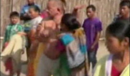 美女被强暴视频,无辜美女遭遇强暴，视频揭露黑暗人性