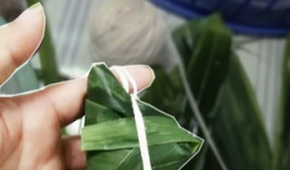 三角粽子的包法视频慢动作,慢动作解析，轻松学会传统美食制作